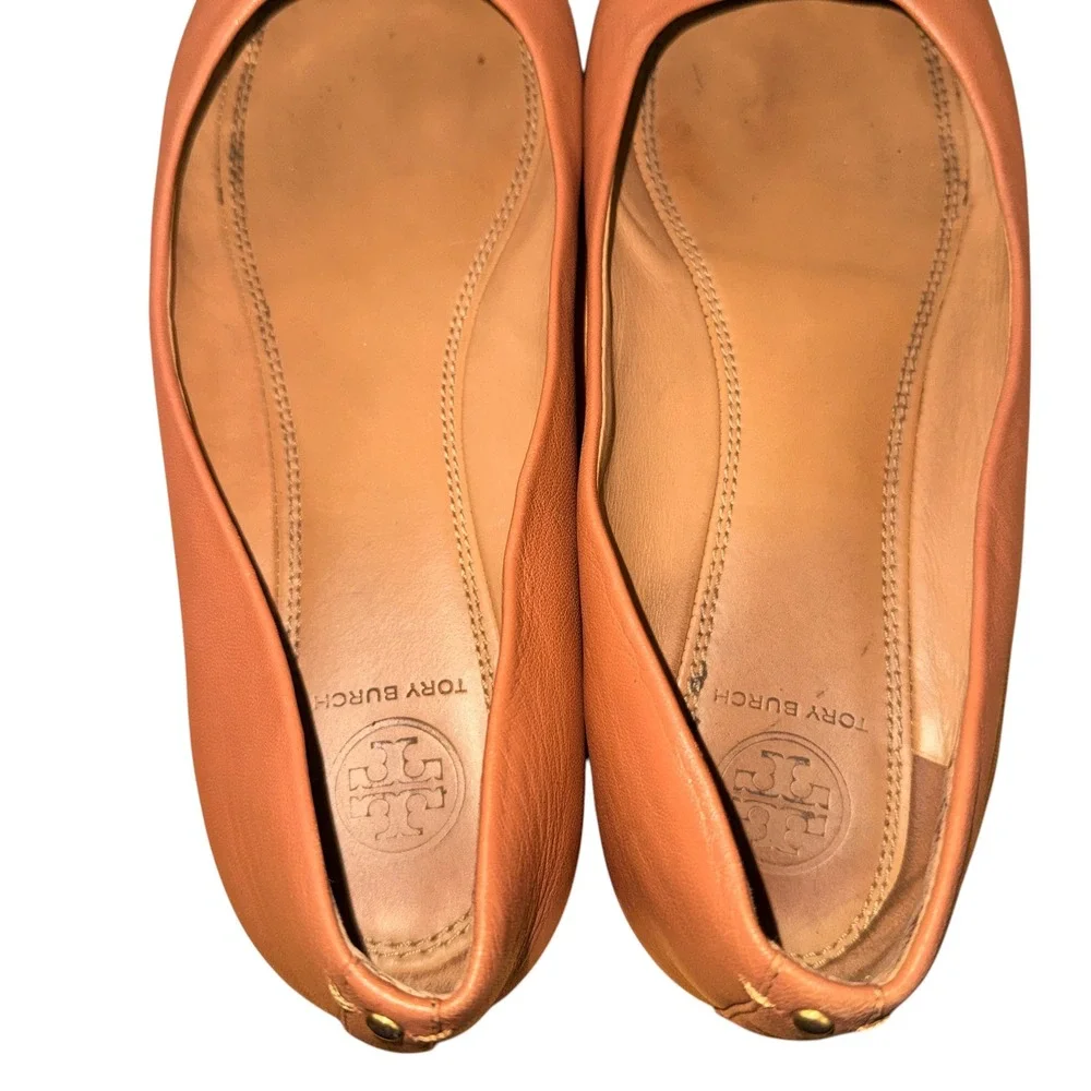 Tory Burch EVERLY Ballet Flats Women 6 Pre-Owned Tan Leather Gold Logo Reva Shoe